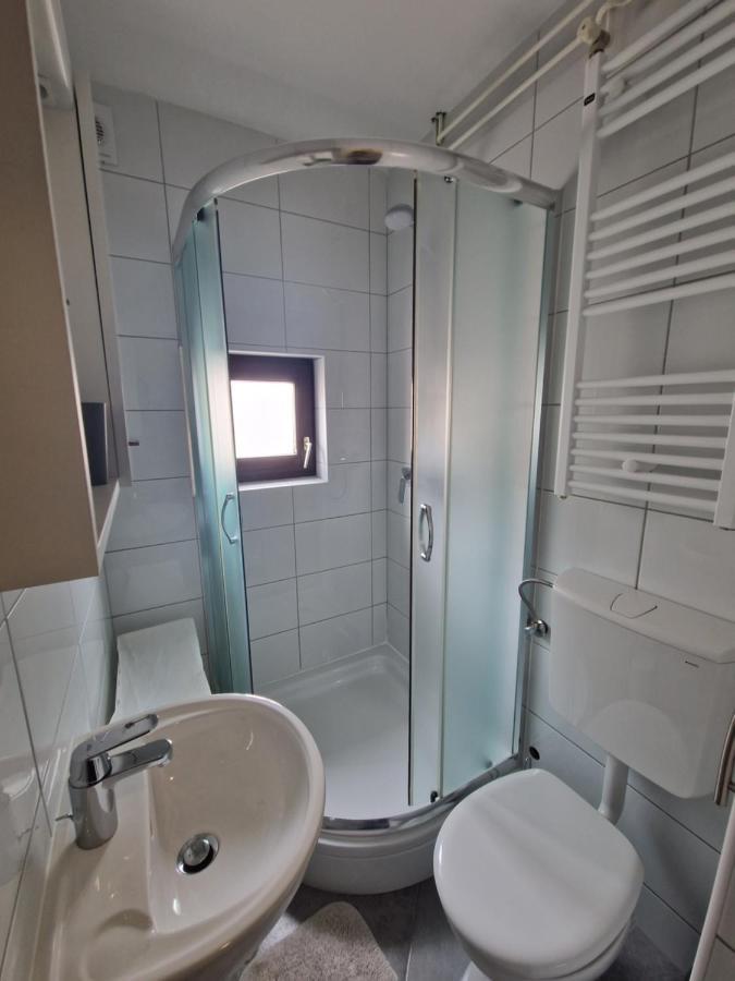 Apartment Mavero-Free Private Parking Загреб Екстер'єр фото