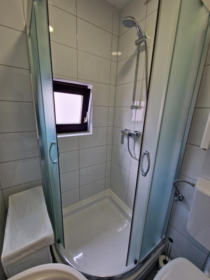 Apartment Mavero-Free Private Parking Загреб Екстер'єр фото