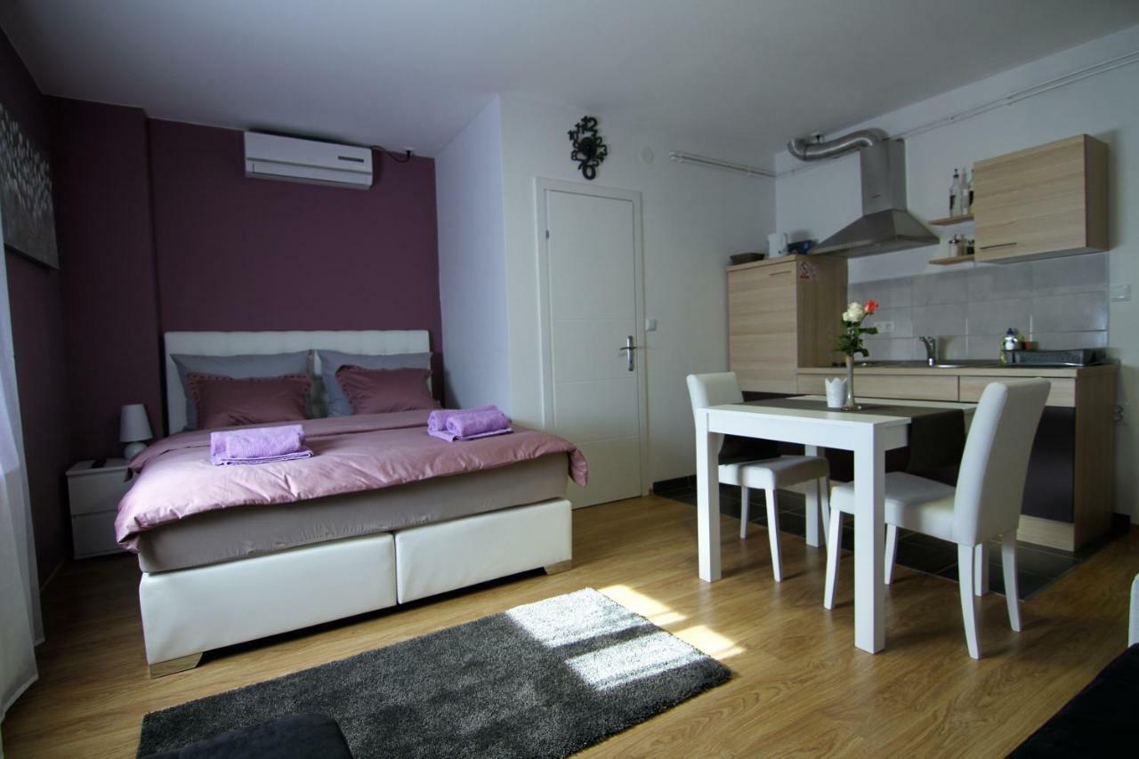 Apartment Mavero-Free Private Parking Загреб Екстер'єр фото
