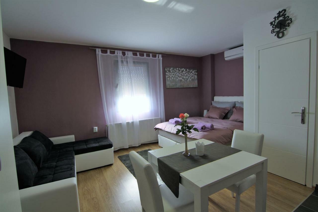 Apartment Mavero-Free Private Parking Загреб Екстер'єр фото